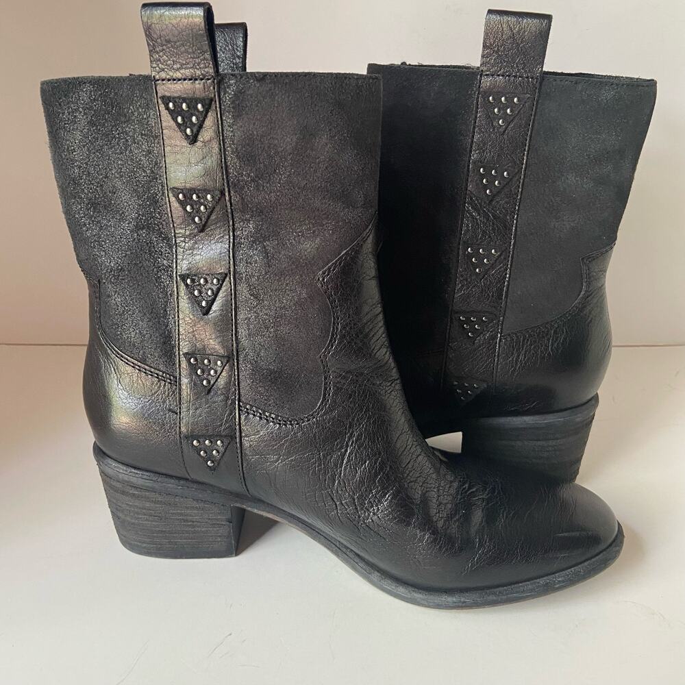 Donald / Pliner Boots Black Leather Daze Western Couture Collection  Size 8 1/2M